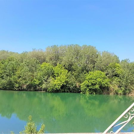 Gite Face A La Riviere -Proche Du Pont Du Gard- Montfrin Bagian luar foto